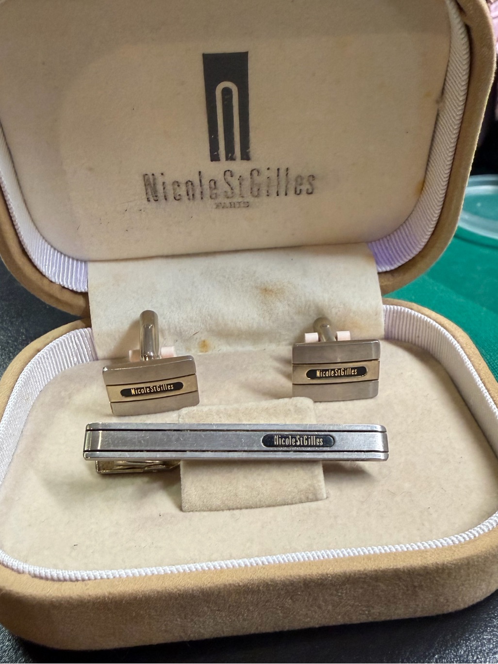 Nicole St. Gilles Silver-Tone Cufflinks And Tie Bar Set